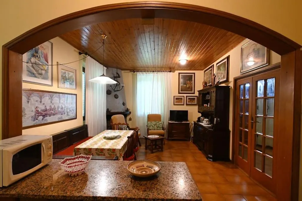 Casa Eda Villa Lucca