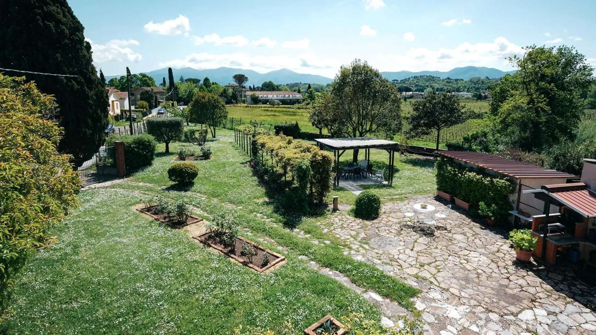Casa Eda Villa Lucca Feriehus