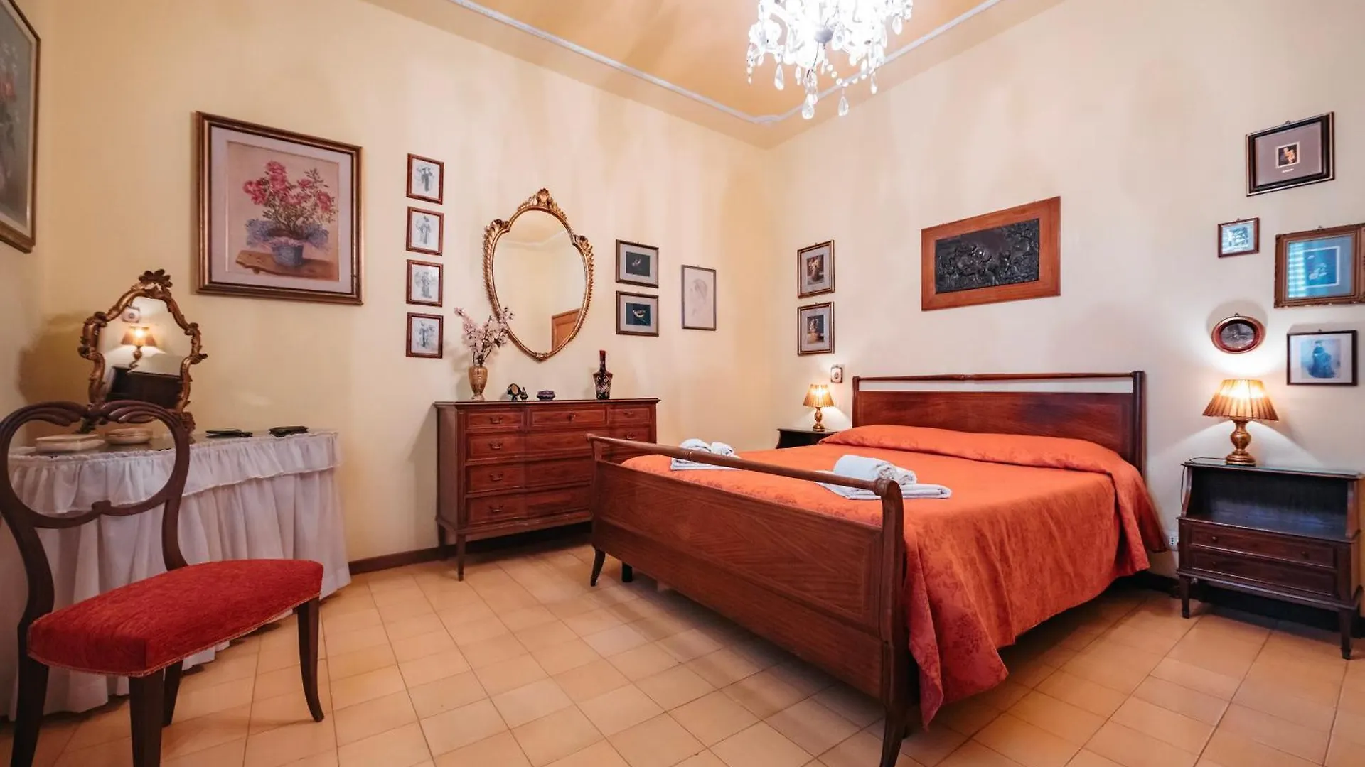 Casa Eda Villa Lucca